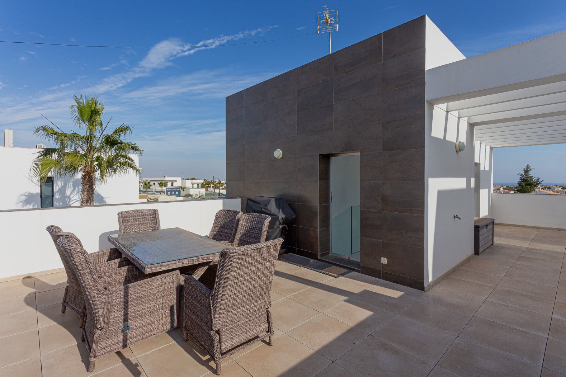 Herverkoop - Villa -
Orihuela Costa - Costa Blanca