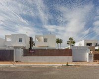 Herverkoop - Villa -
Orihuela Costa - Costa Blanca