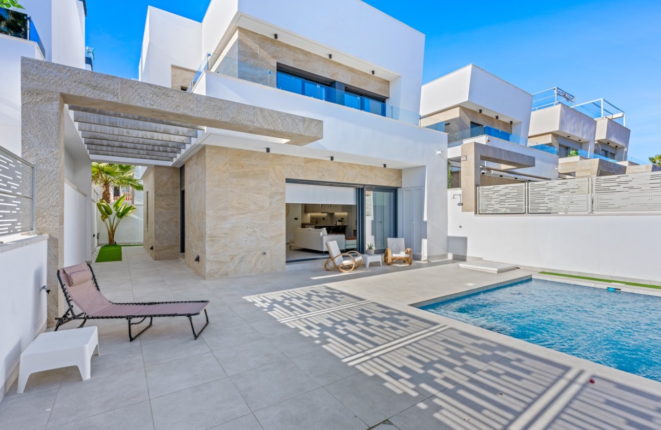 Herverkoop - Villa -
Orihuela Costa - Costa Blanca