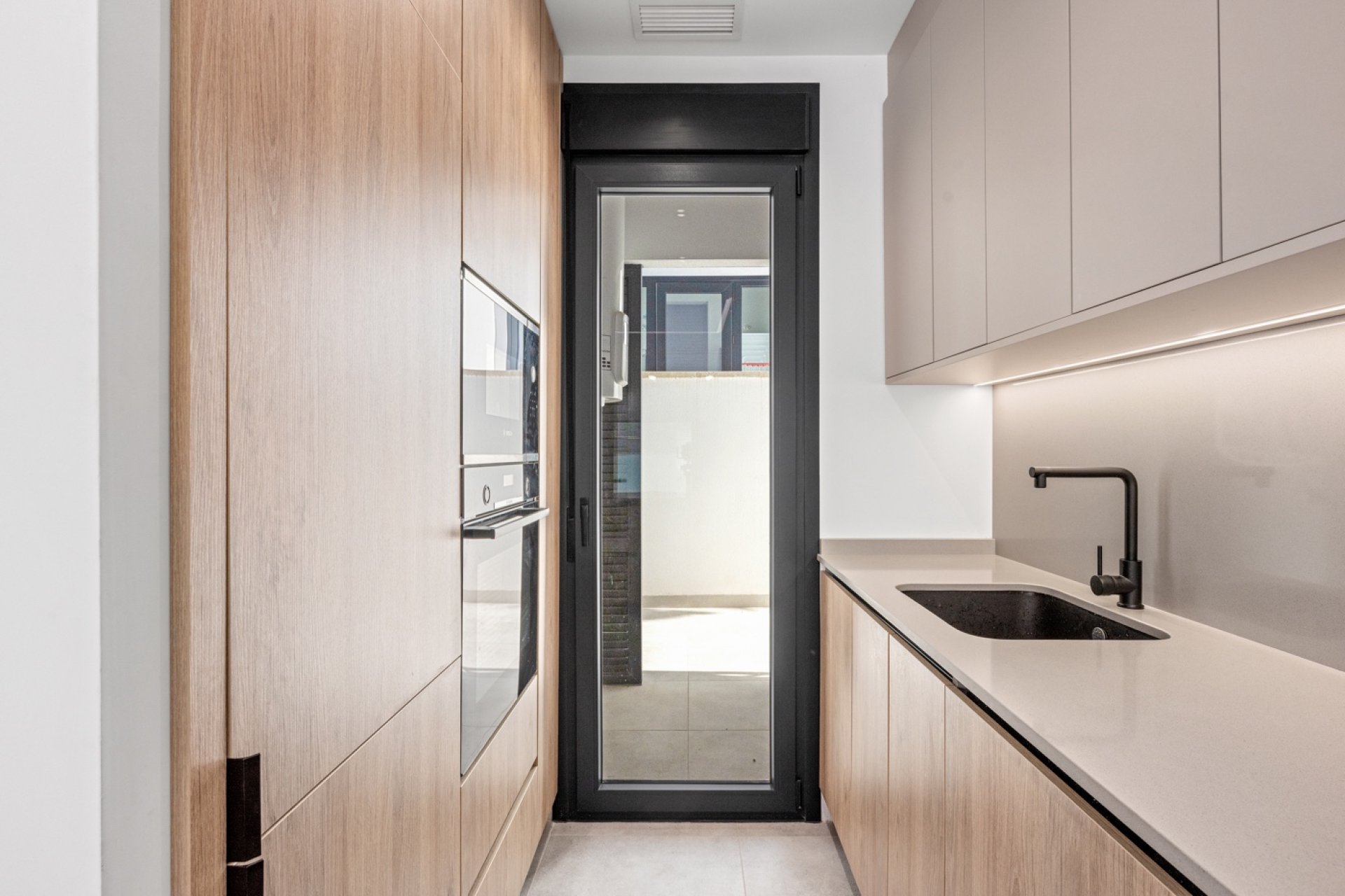 Herverkoop - Villa -
Orihuela Costa - Costa Blanca