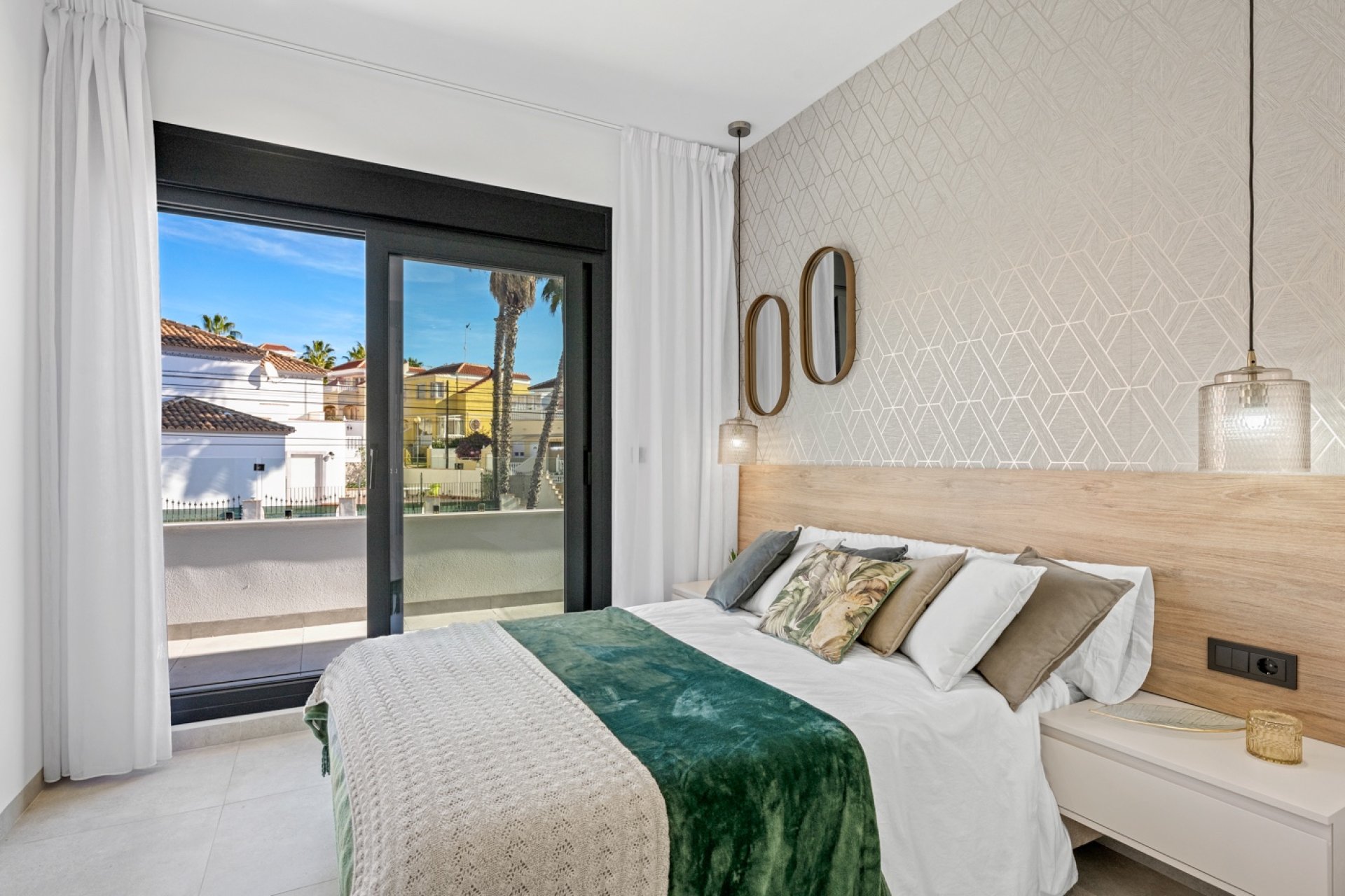 Herverkoop - Villa -
Orihuela Costa - Costa Blanca