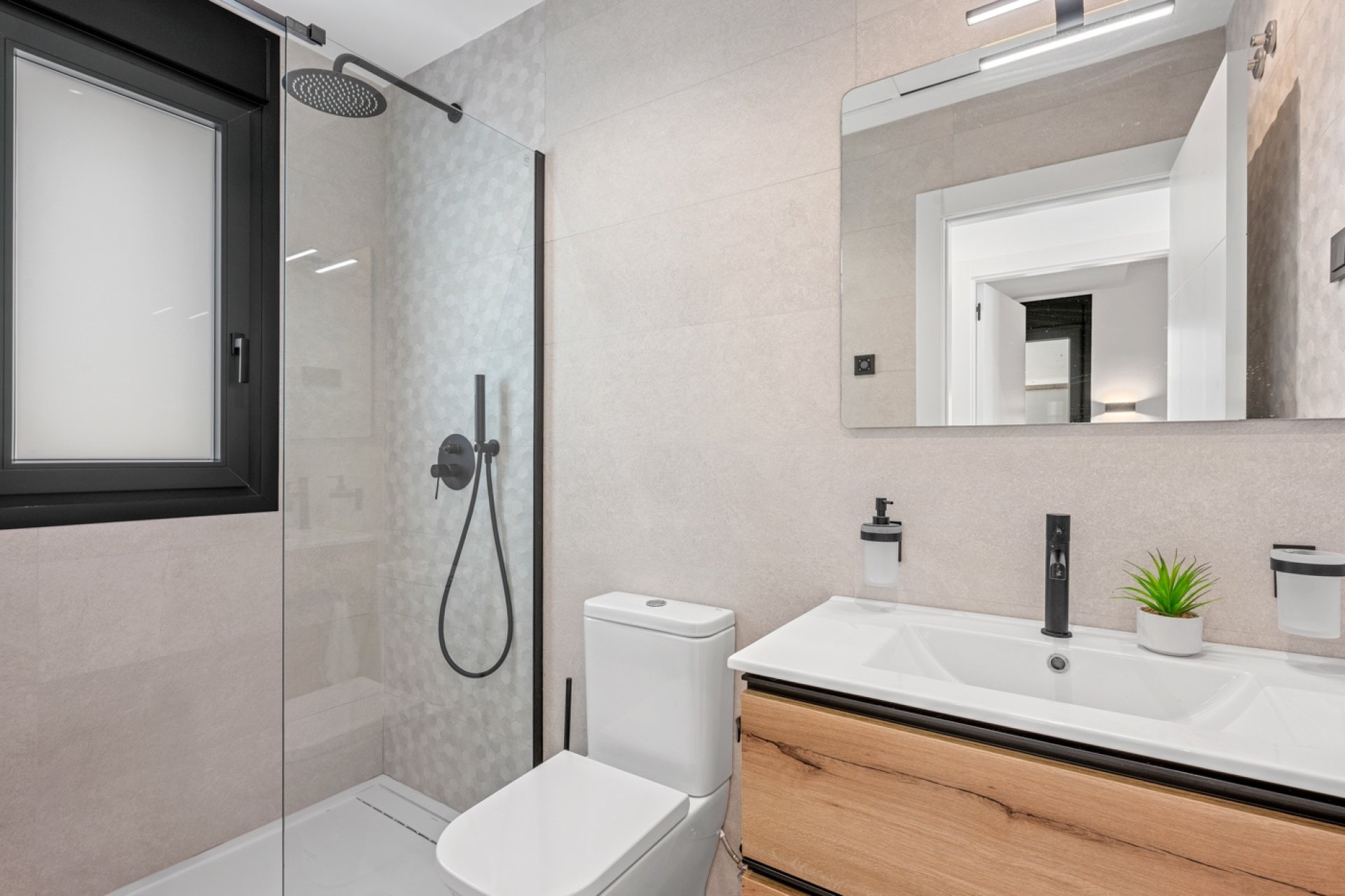 Herverkoop - Villa -
Orihuela Costa - Costa Blanca