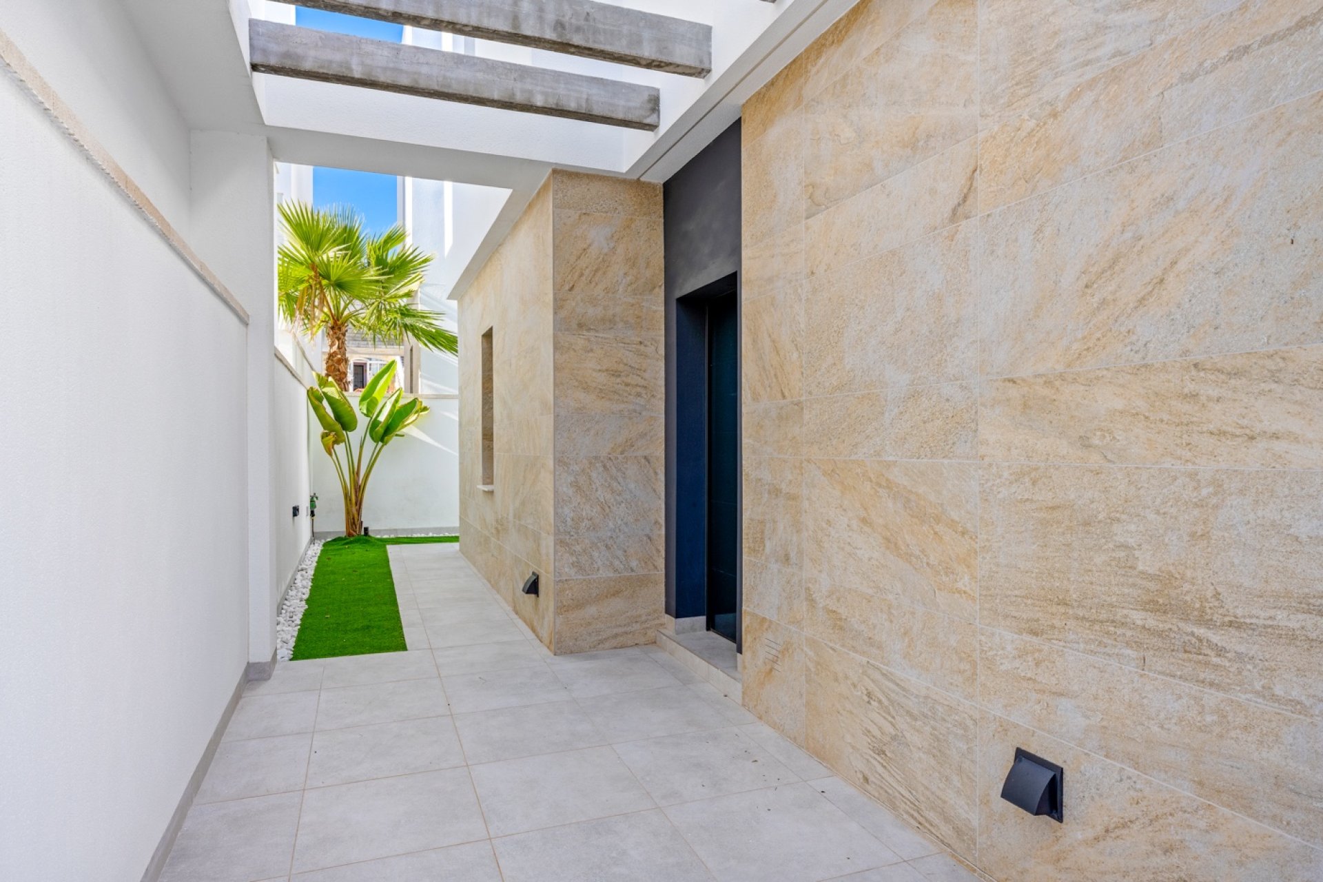 Herverkoop - Villa -
Orihuela Costa - Costa Blanca