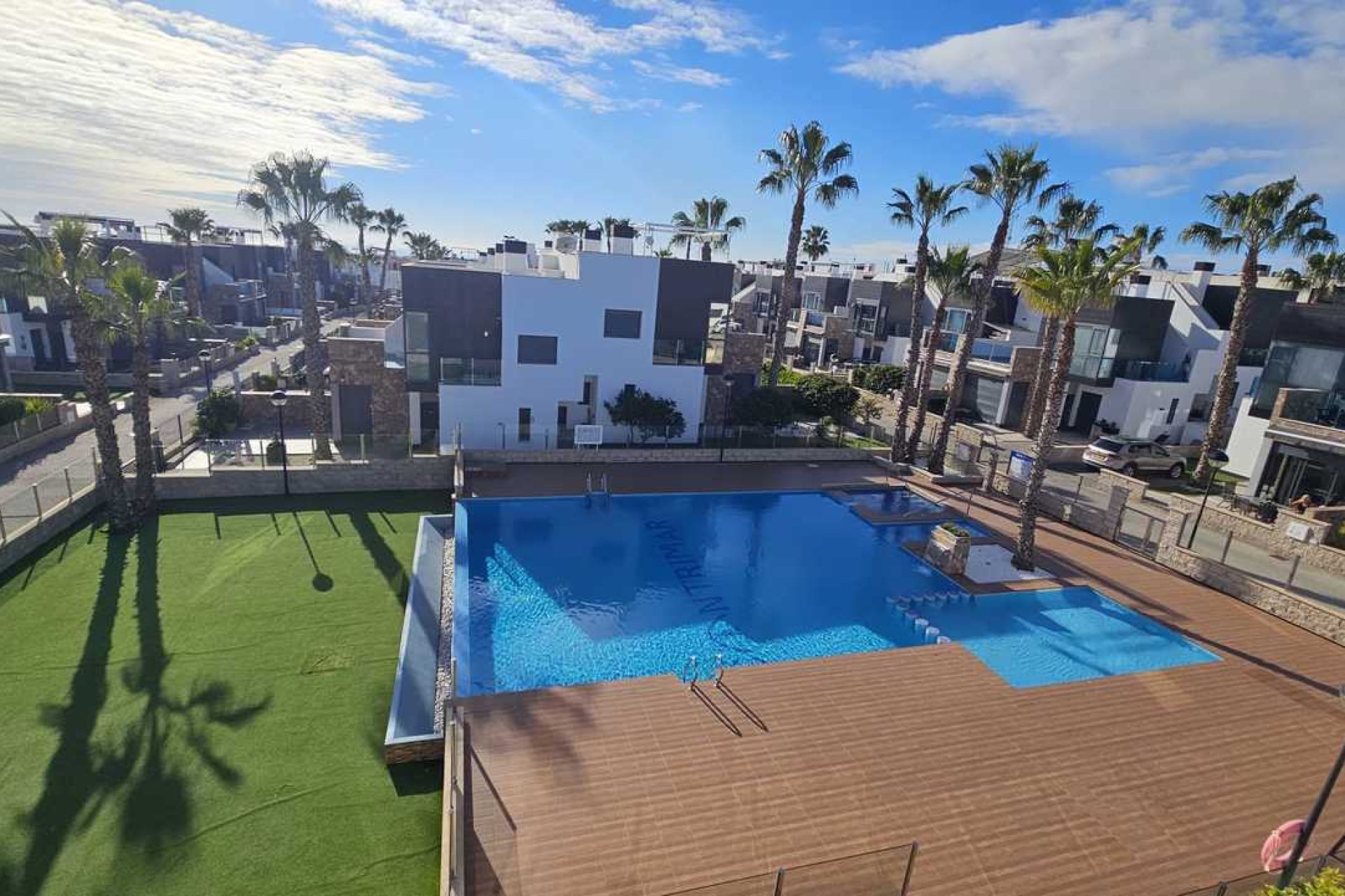 Herverkoop - Villa -
Orihuela Costa - Costa Blanca
