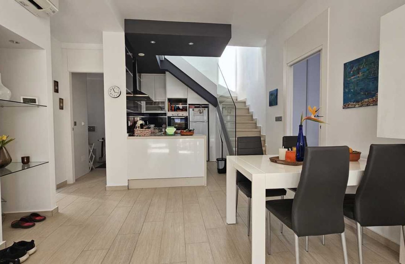 Herverkoop - Villa -
Orihuela Costa - Costa Blanca