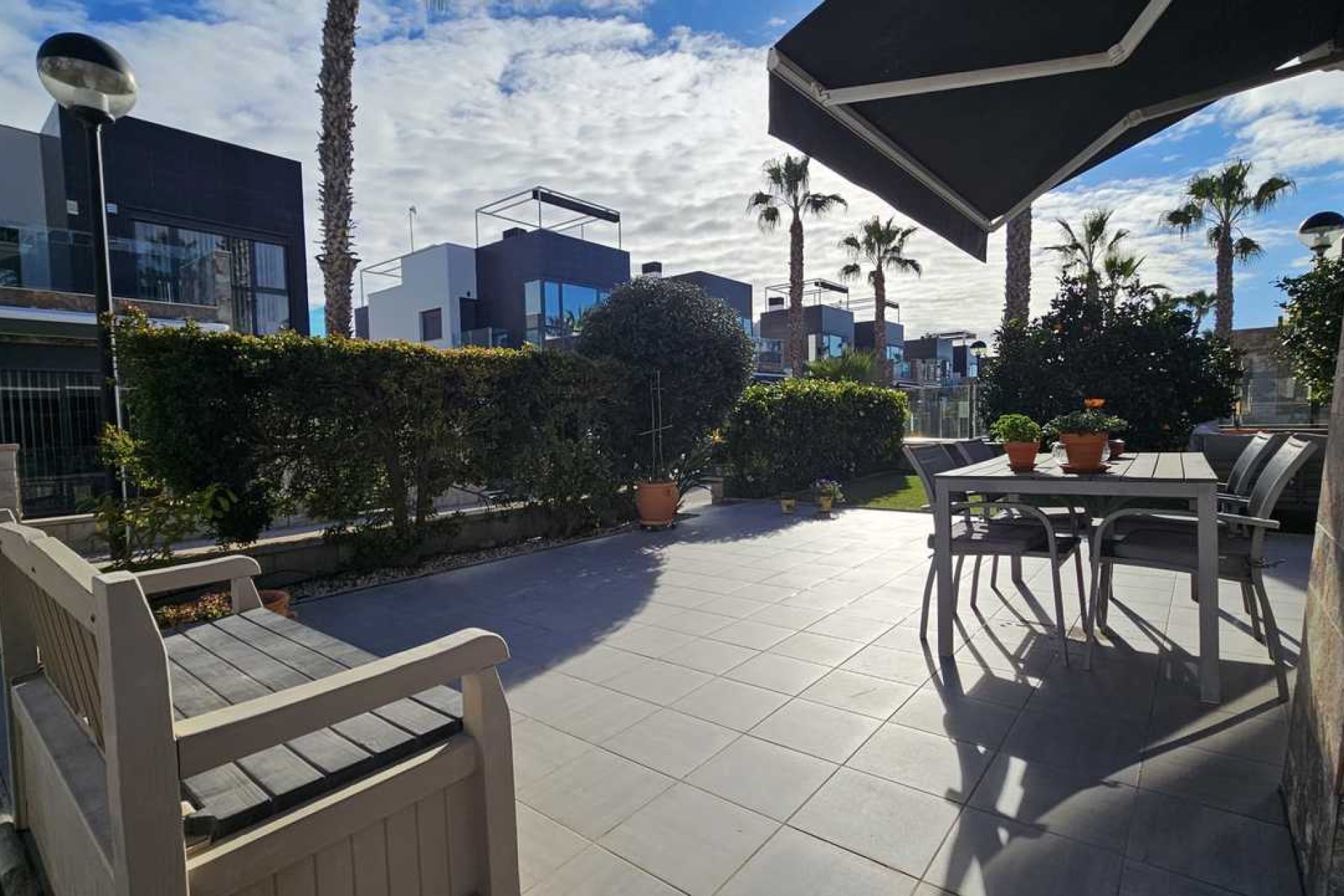 Herverkoop - Villa -
Orihuela Costa - Costa Blanca