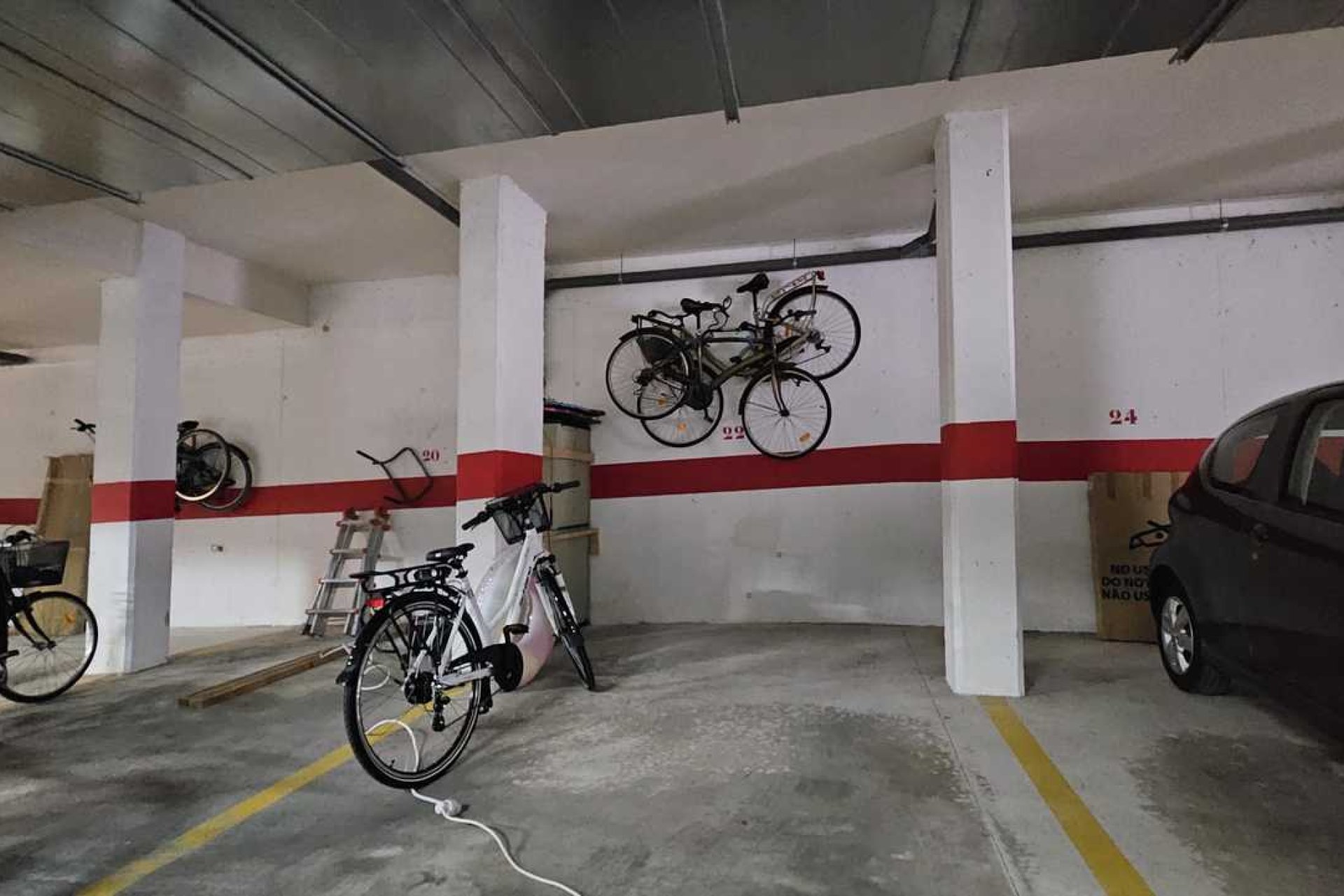 Herverkoop - Villa -
Orihuela Costa - Costa Blanca