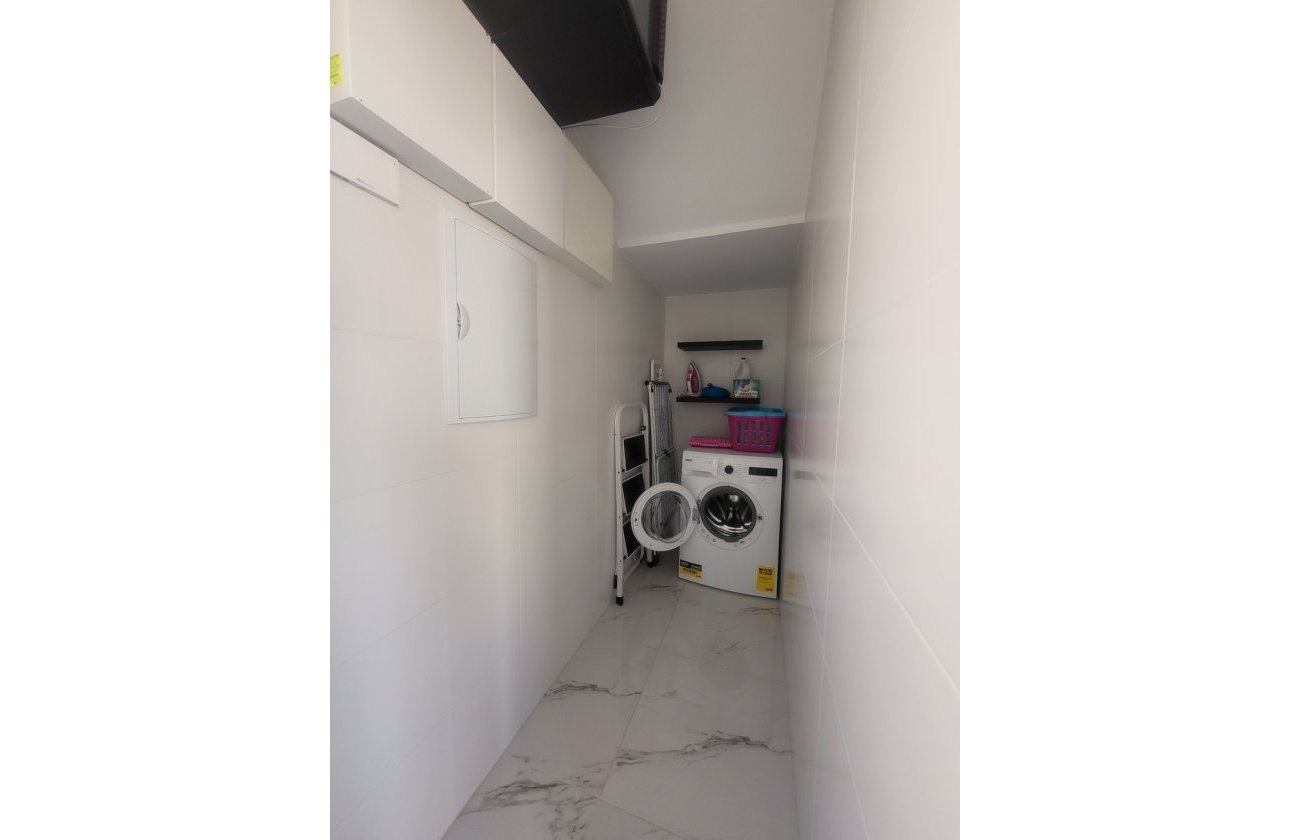 Herverkoop - Villa -
Orihuela Costa - Costa Blanca