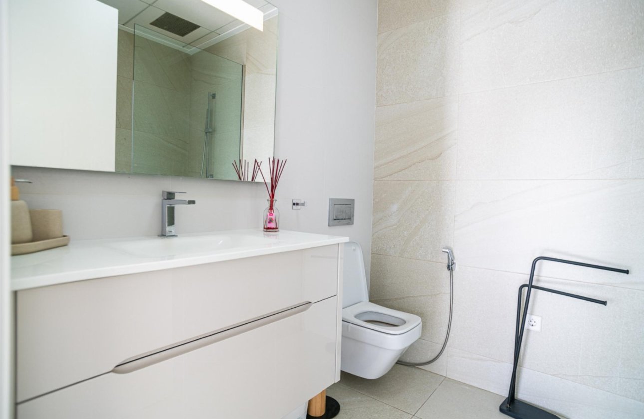 Herverkoop - Villa -
Orihuela Costa - Costa Blanca