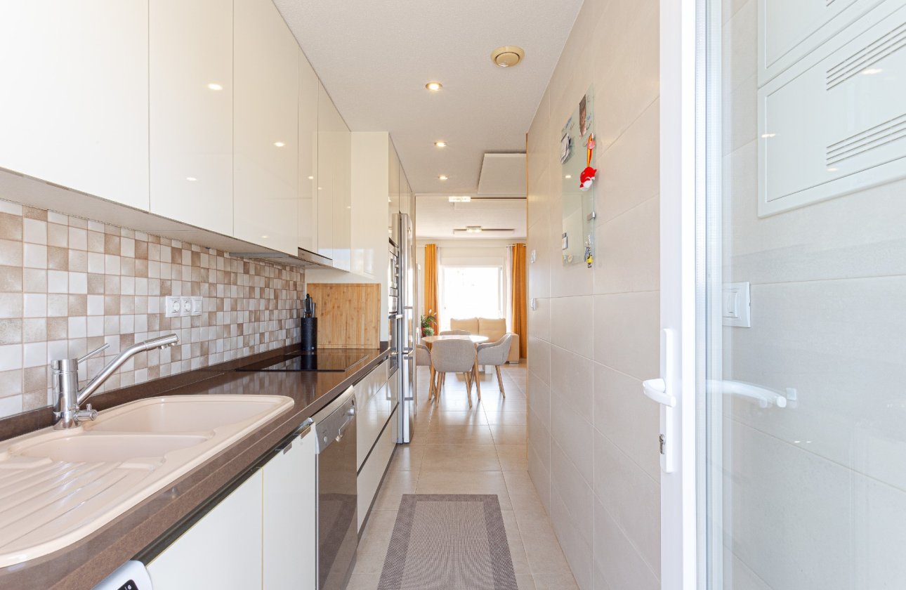 Herverkoop - Villa -
Orihuela Costa - Costa Blanca