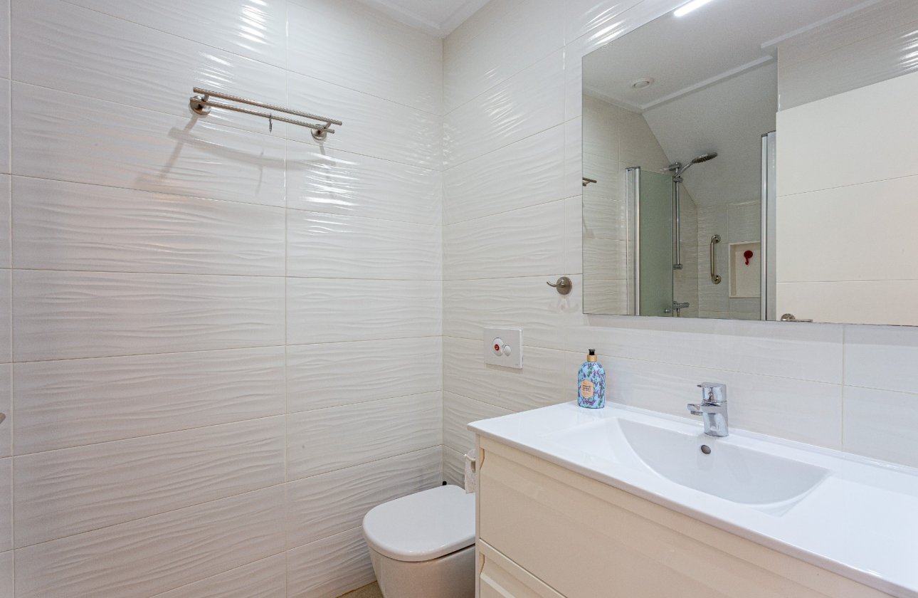 Herverkoop - Villa -
Orihuela Costa - Costa Blanca