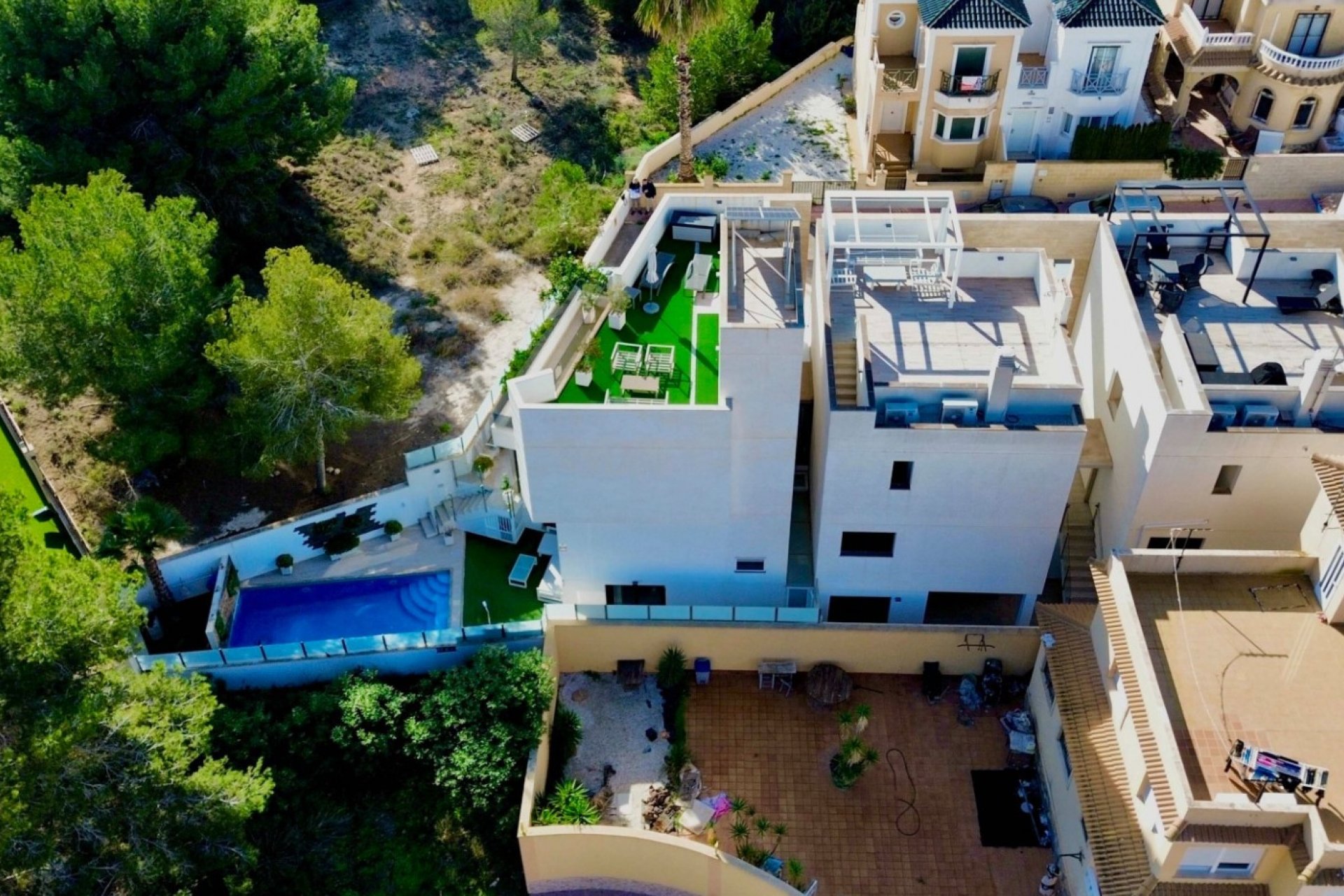 Herverkoop - Villa -
Orihuela Costa - Costa Blanca