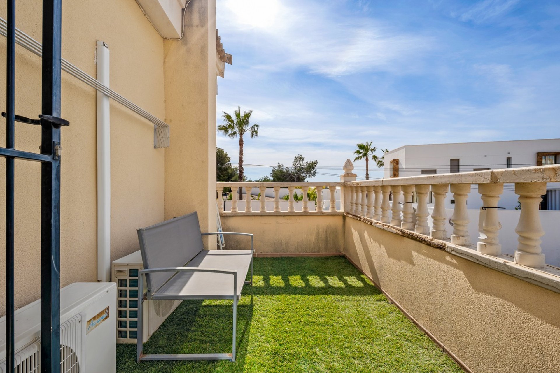 Herverkoop - Villa -
Orihuela Costa - Costa Blanca