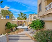 Herverkoop - Villa -
Orihuela Costa - Costa Blanca