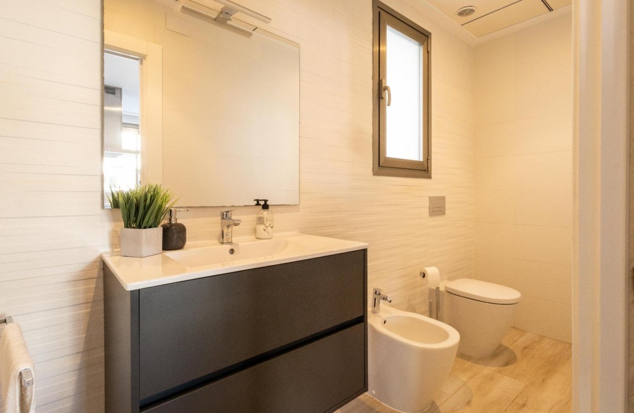 Herverkoop - Villa -
Orihuela Costa - Costa Blanca