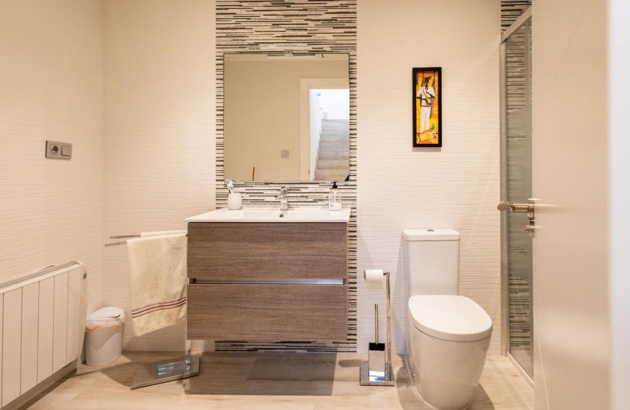 Herverkoop - Villa -
Orihuela Costa - Costa Blanca