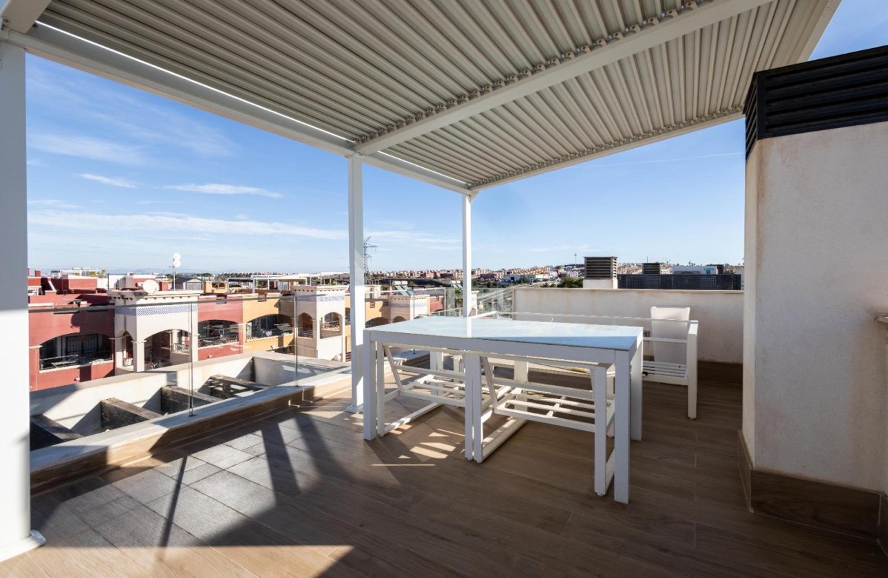 Herverkoop - Villa -
Orihuela Costa - Costa Blanca