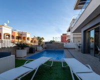 Herverkoop - Villa -
Orihuela Costa - Costa Blanca