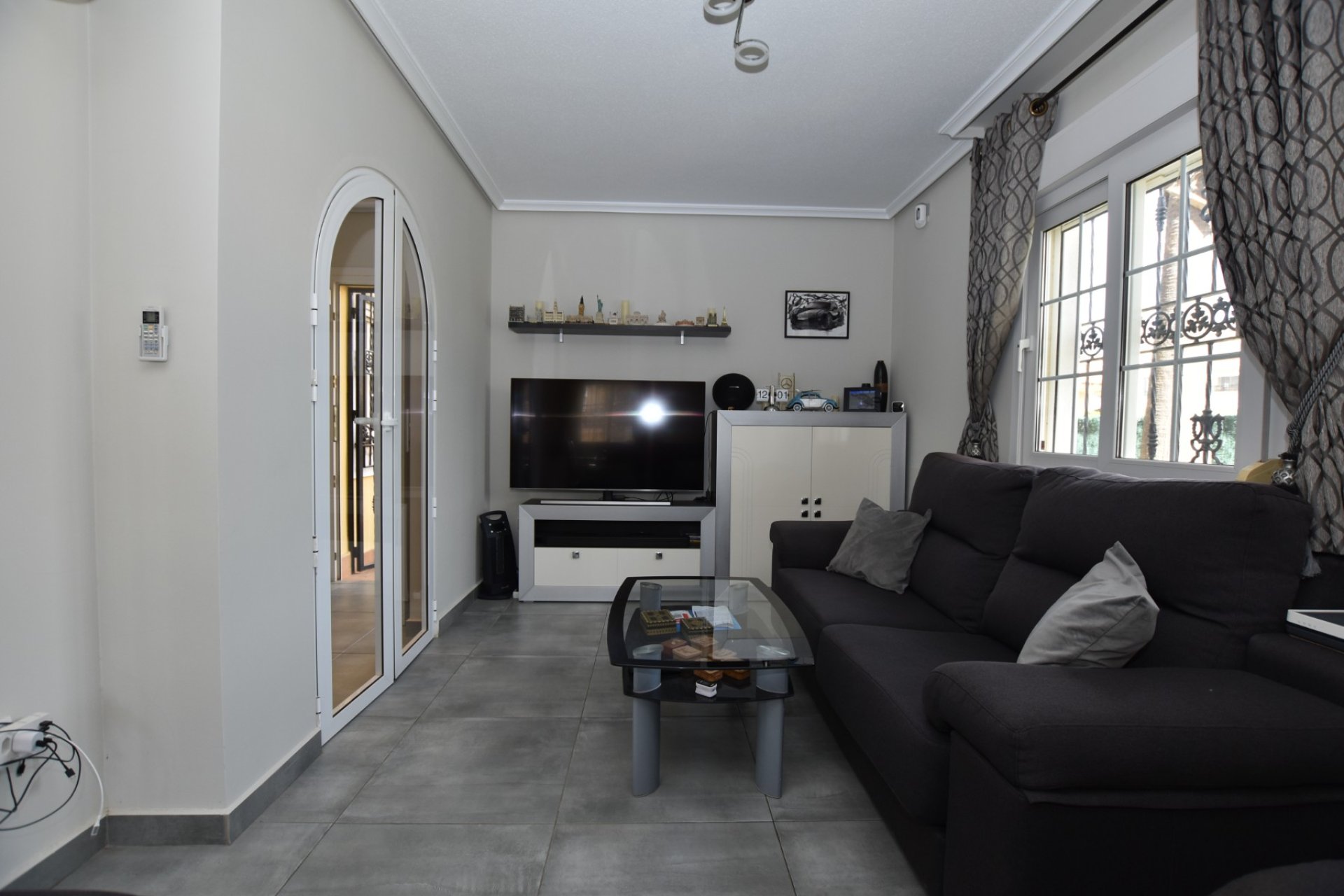 Herverkoop - Villa -
Orihuela Costa - Costa Blanca