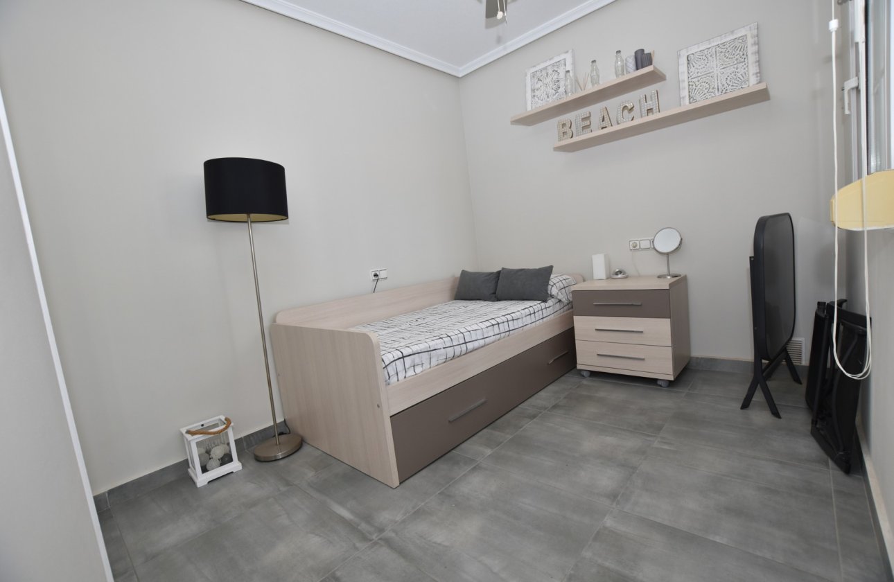 Herverkoop - Villa -
Orihuela Costa - Costa Blanca