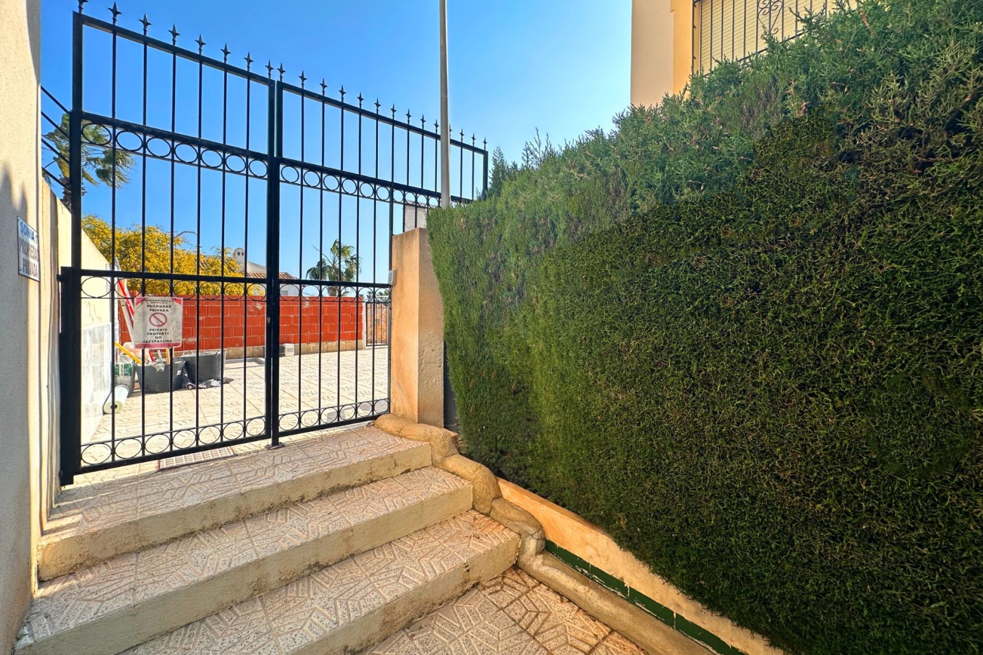 Herverkoop - Villa -
Orihuela Costa - Costa Blanca