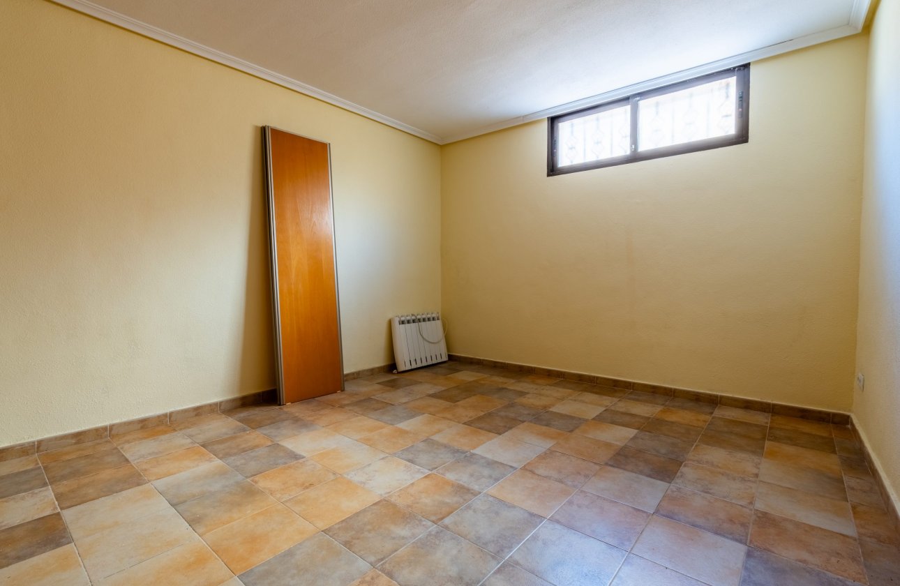 Herverkoop - Villa -
Orihuela Costa - Costa Blanca