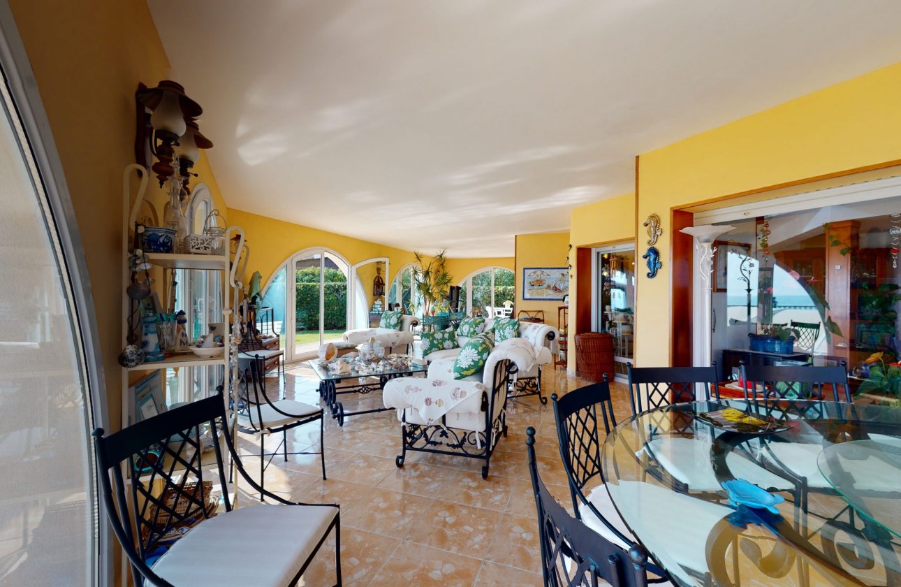 Herverkoop - Villa -
Orihuela Costa - Costa Blanca