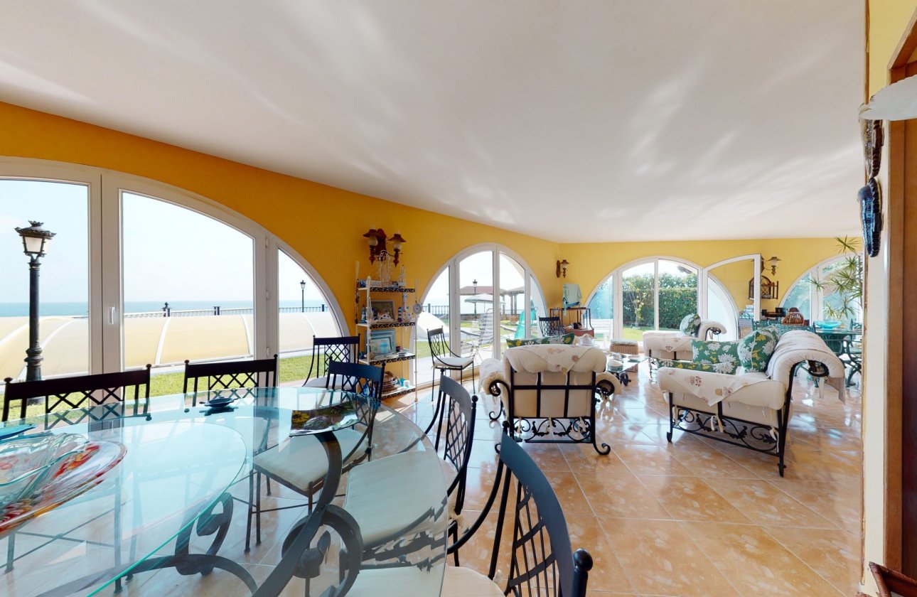 Herverkoop - Villa -
Orihuela Costa - Costa Blanca