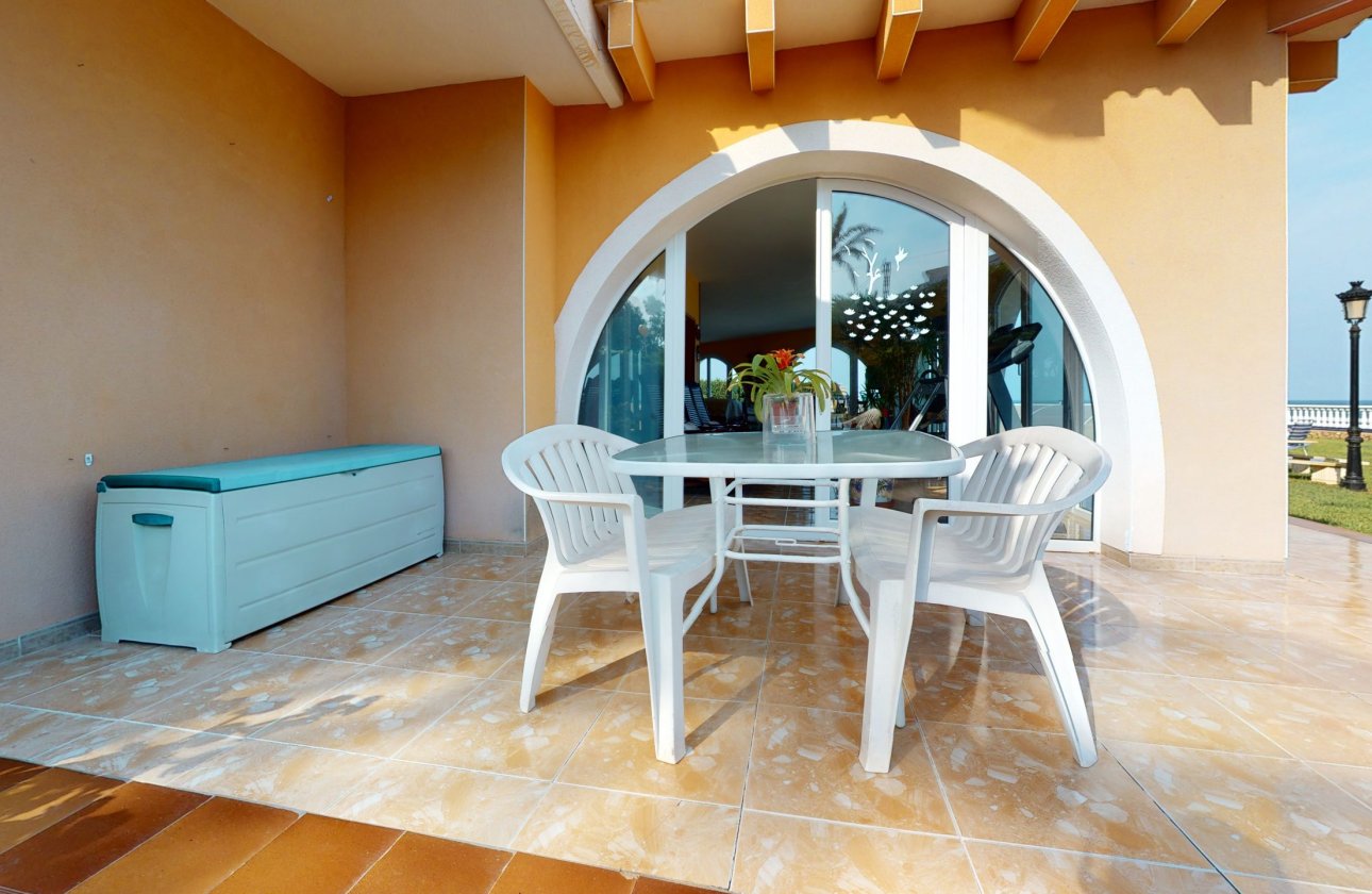 Herverkoop - Villa -
Orihuela Costa - Costa Blanca