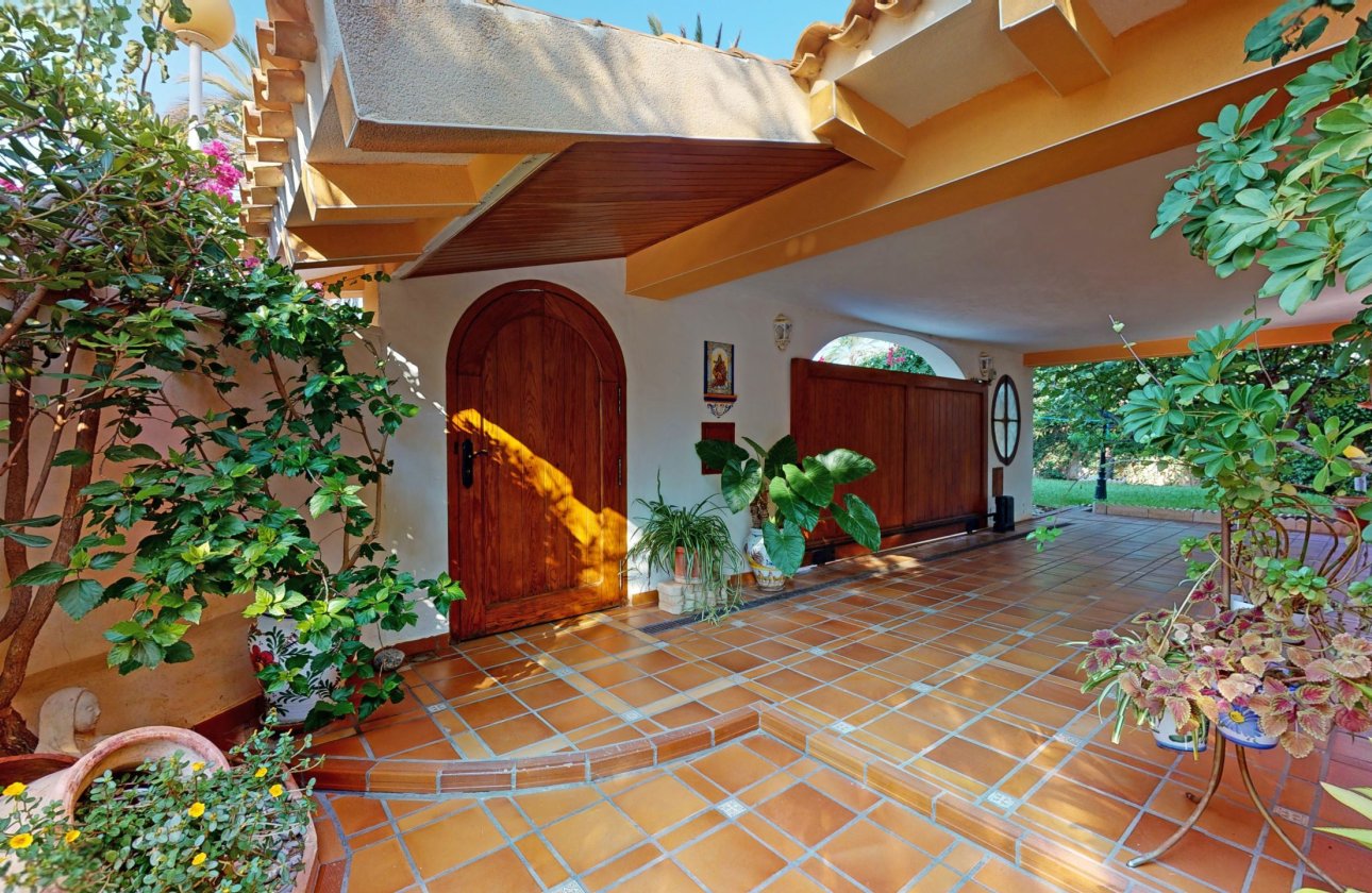 Herverkoop - Villa -
Orihuela Costa - Costa Blanca