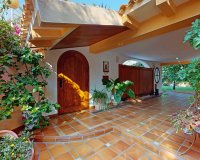 Herverkoop - Villa -
Orihuela Costa - Costa Blanca