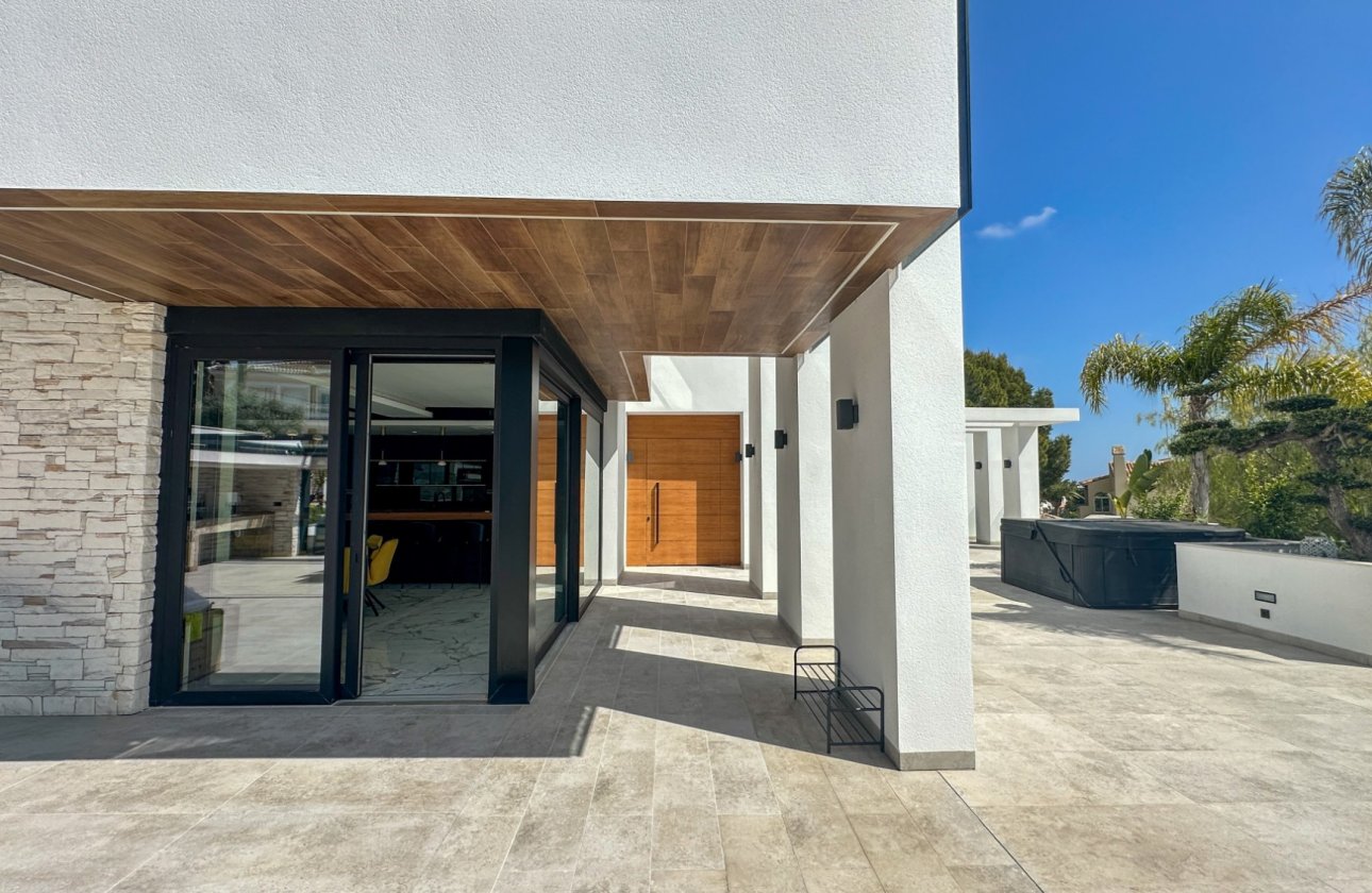 Herverkoop - Villa -
Orihuela Costa - Costa Blanca