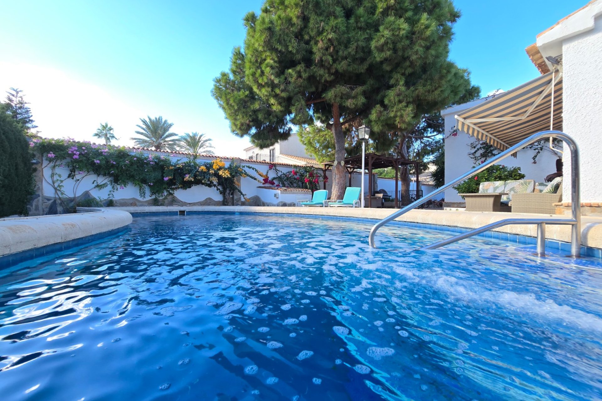 Herverkoop - Villa -
Orihuela Costa - Costa Blanca