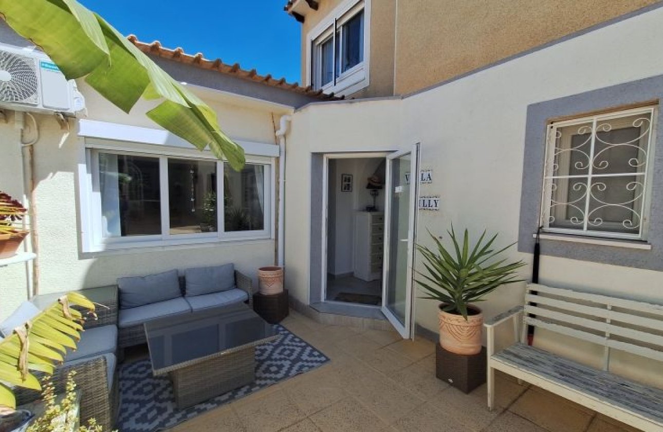 Herverkoop - Villa -
Orihuela Costa - Costa Blanca