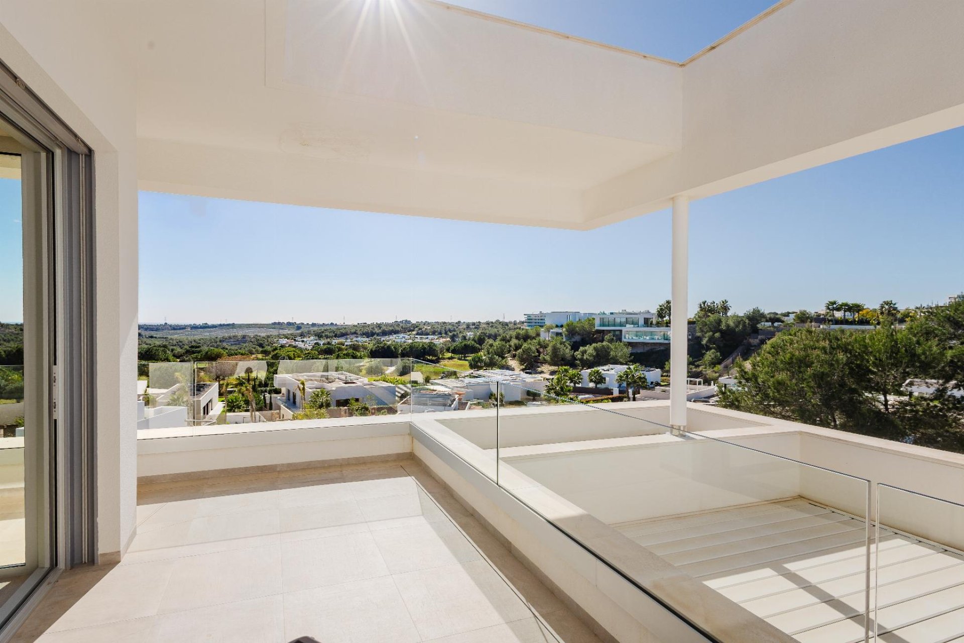 Herverkoop - Villa -
Orihuela Costa - Costa Blanca