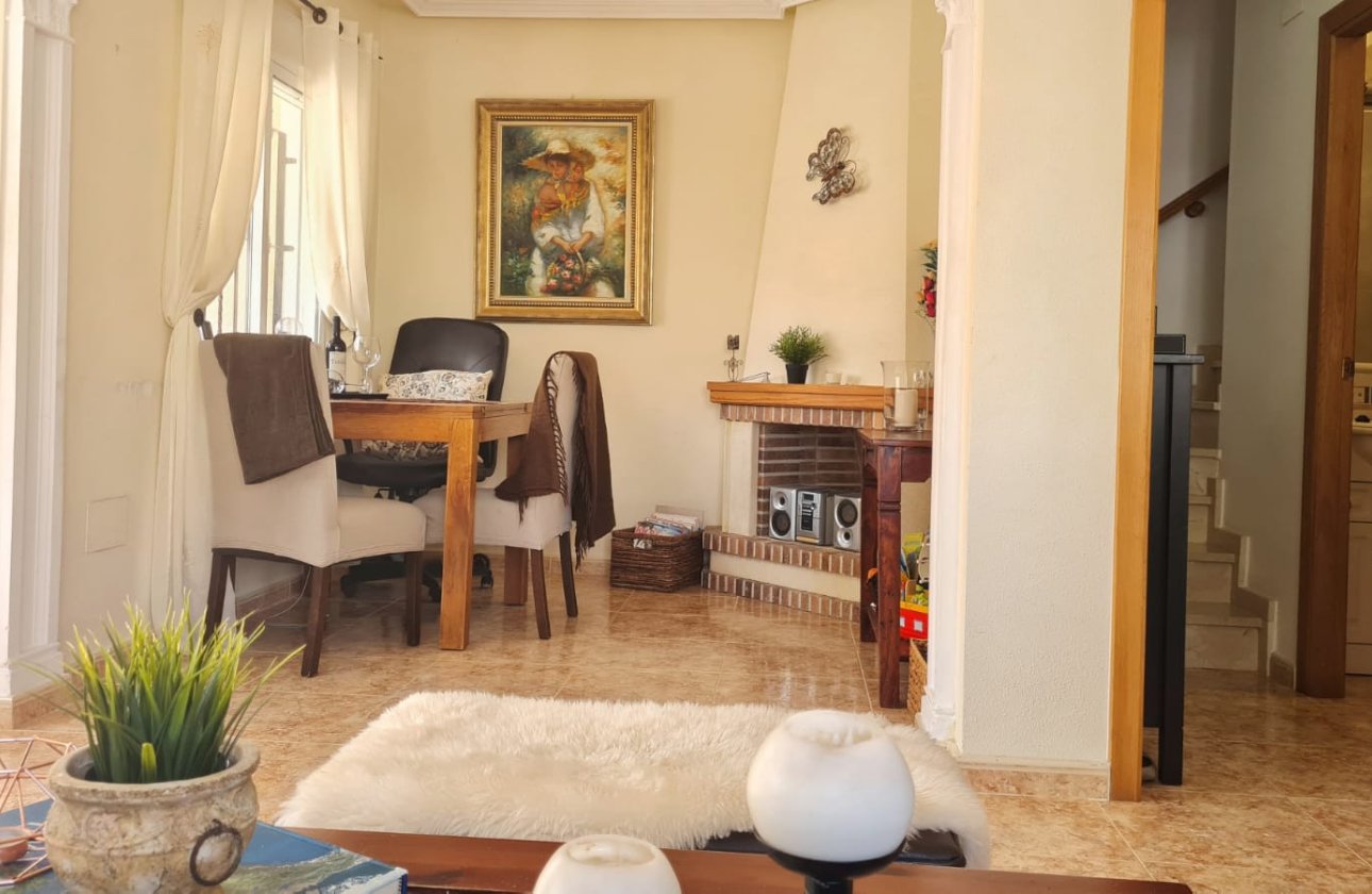 Herverkoop - Villa -
Orihuela Costa - Costa Blanca