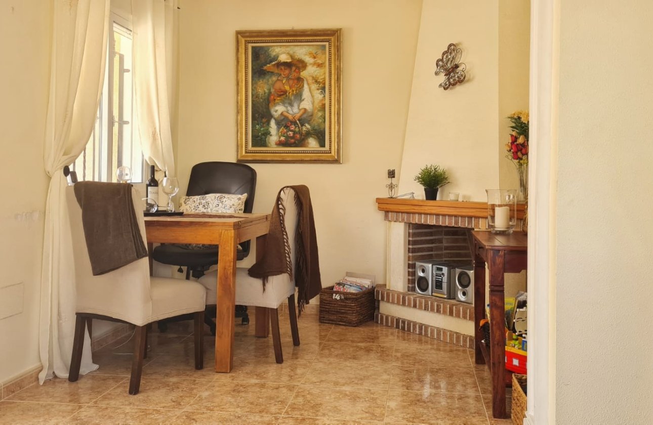 Herverkoop - Villa -
Orihuela Costa - Costa Blanca