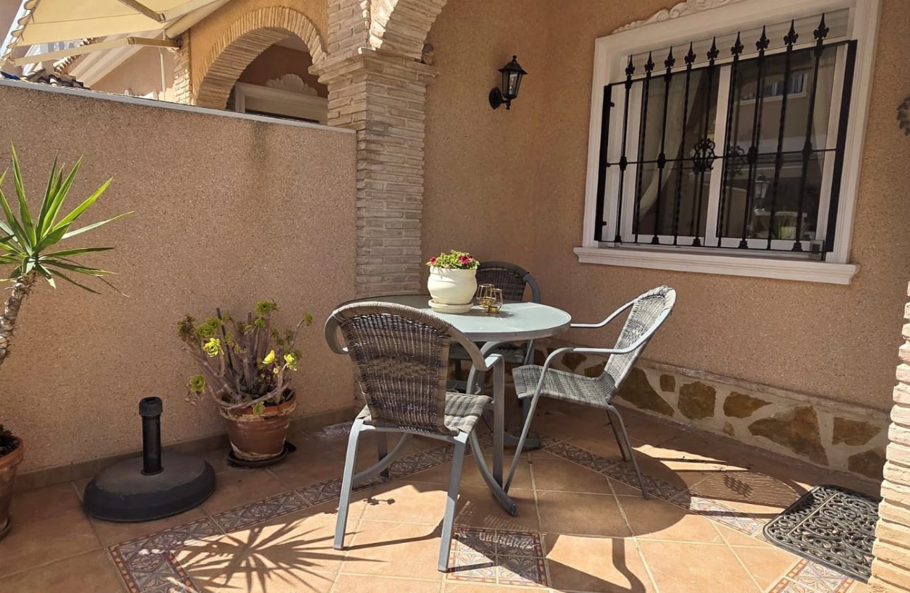 Herverkoop - Villa -
Orihuela Costa - Costa Blanca