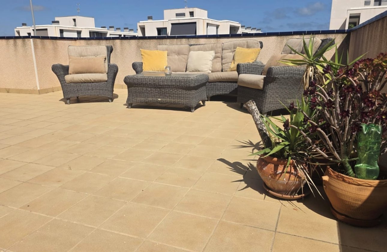 Herverkoop - Villa -
Orihuela Costa - Costa Blanca
