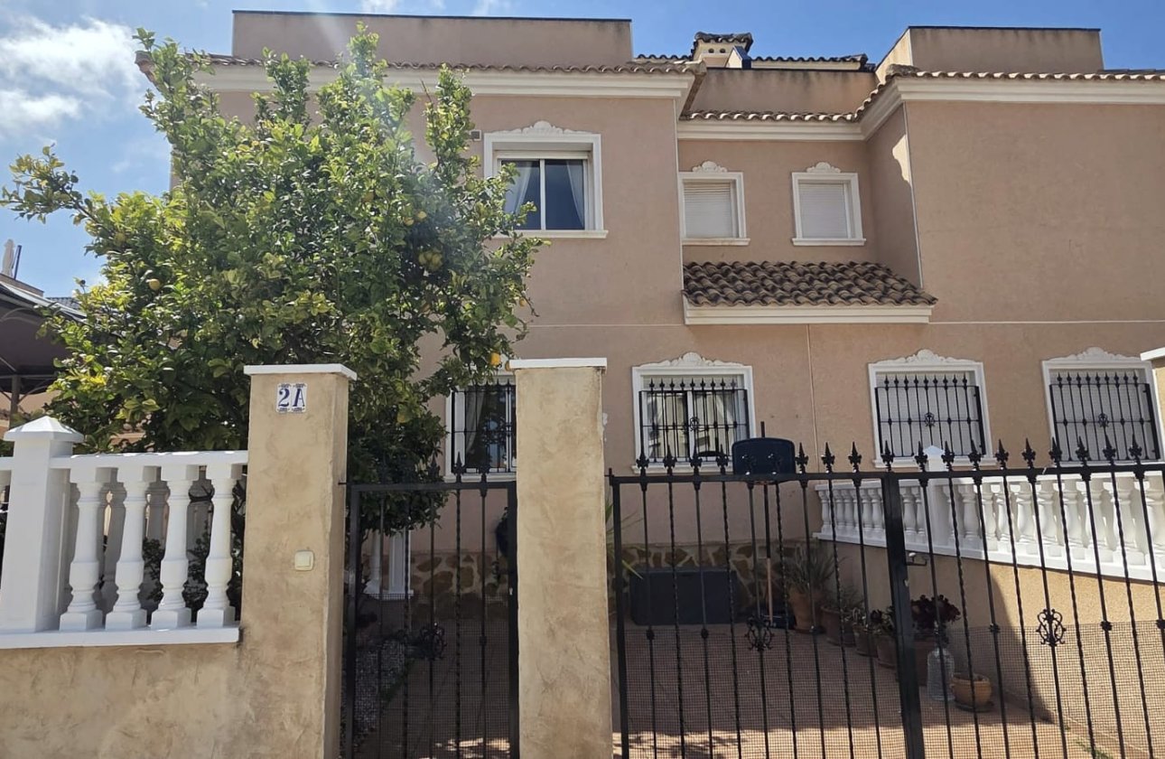 Herverkoop - Villa -
Orihuela Costa - Costa Blanca