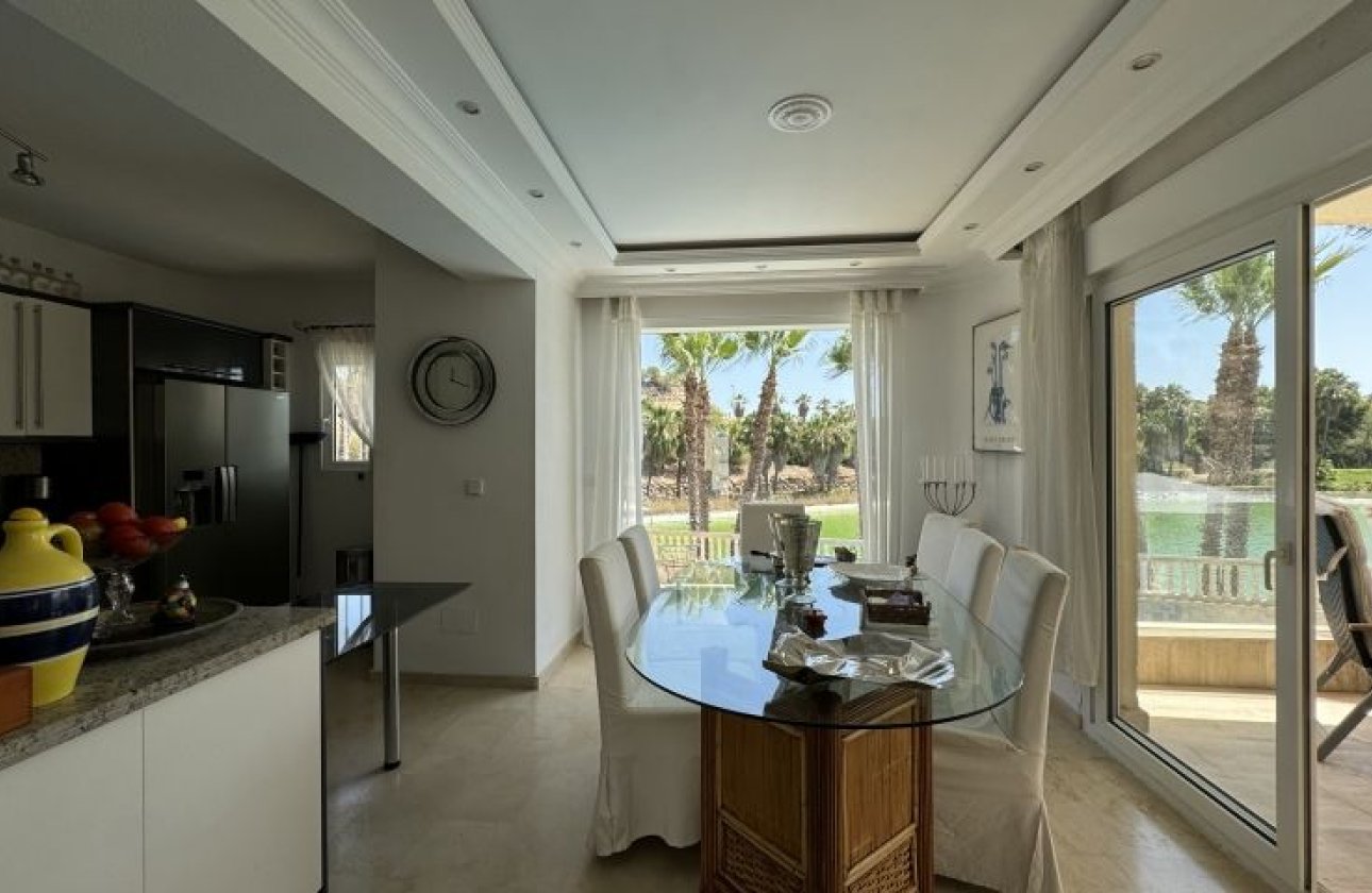 Herverkoop - Villa -
Orihuela Costa - Costa Blanca
