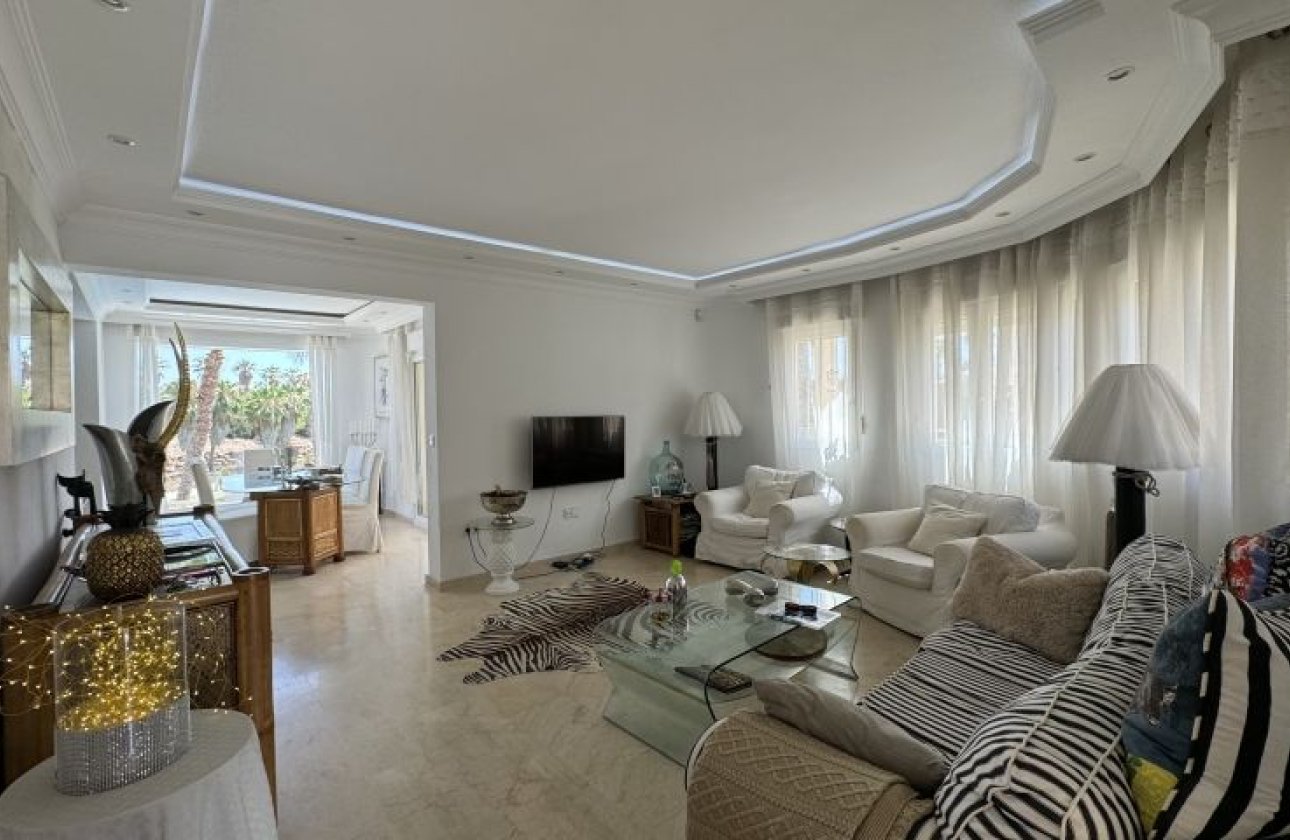 Herverkoop - Villa -
Orihuela Costa - Costa Blanca