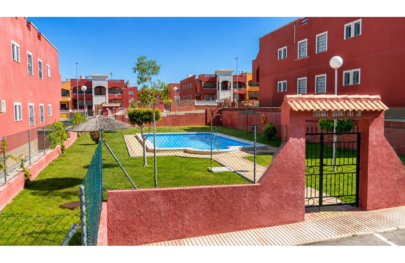 Herverkoop - Villa -
Orihuela Costa - Costa Blanca
