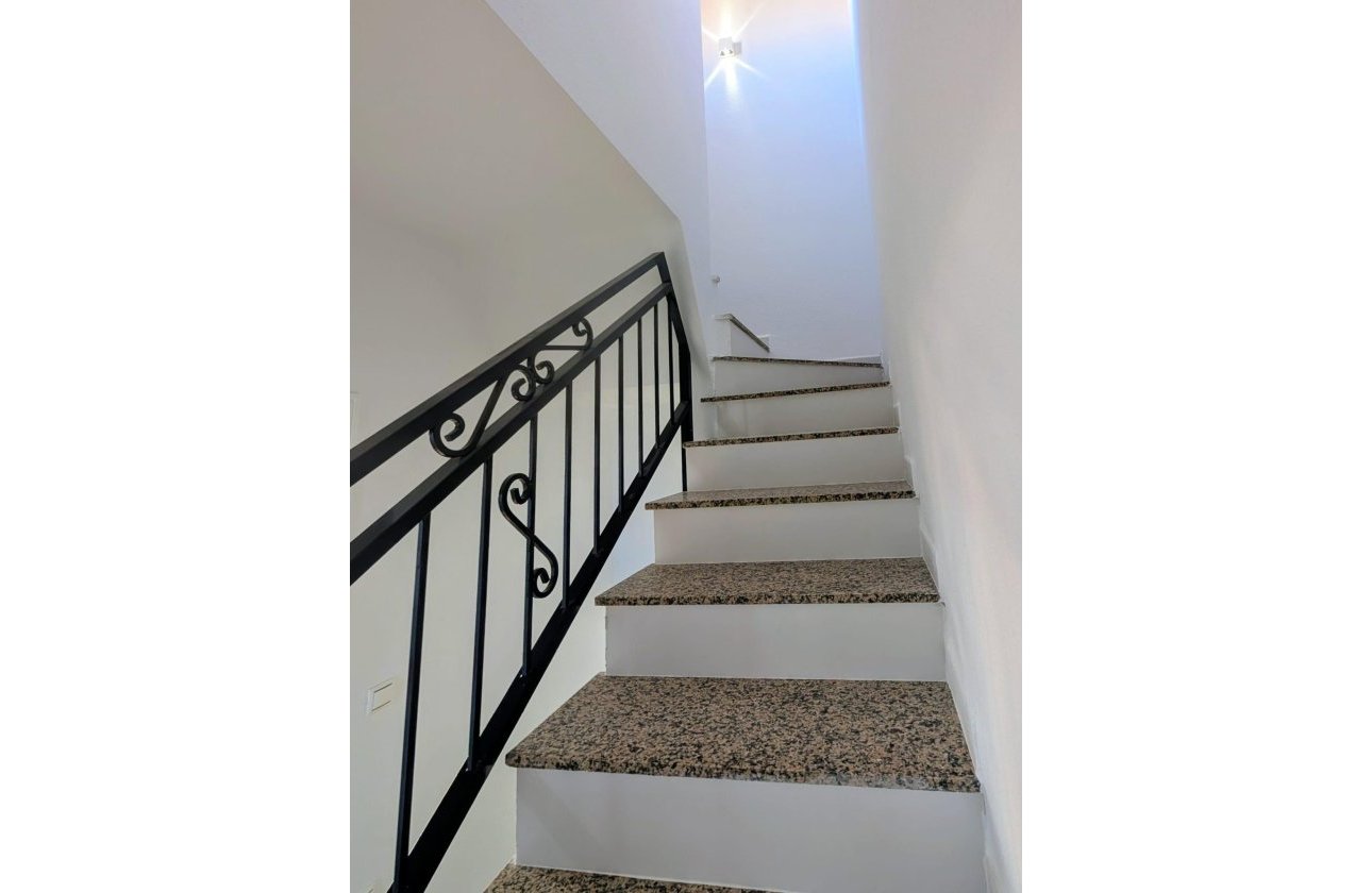 Herverkoop - Villa -
Orihuela Costa - Costa Blanca