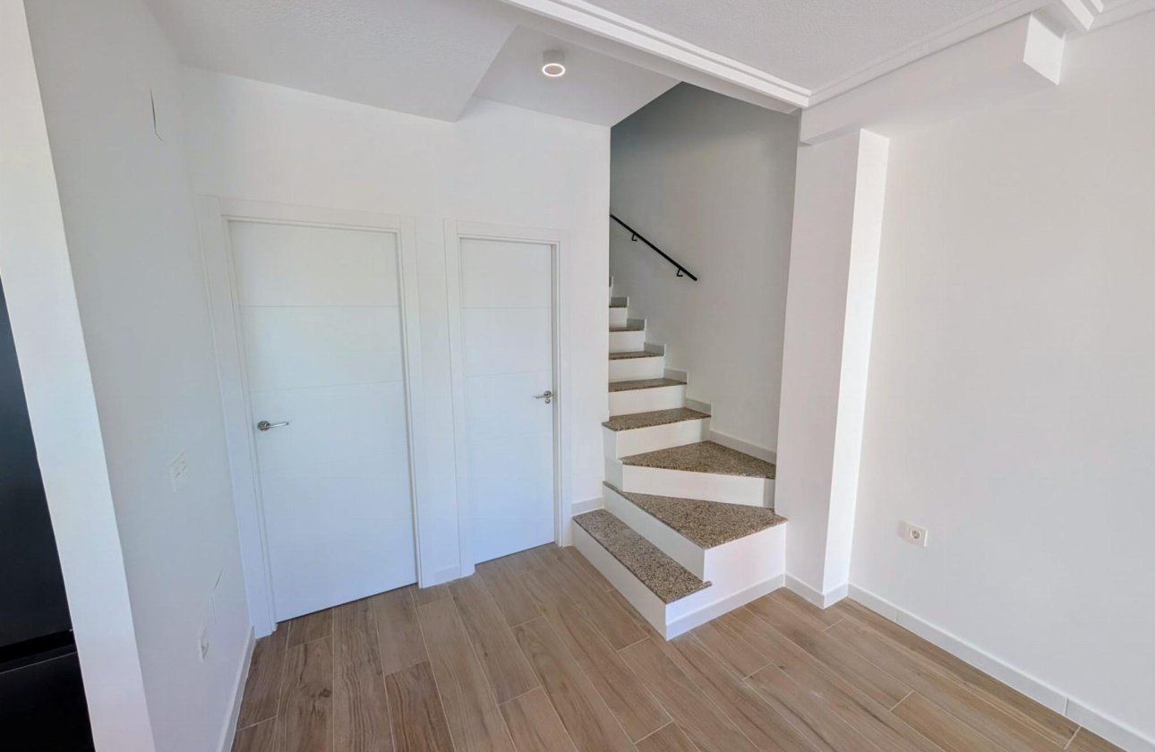 Herverkoop - Villa -
Orihuela Costa - Costa Blanca
