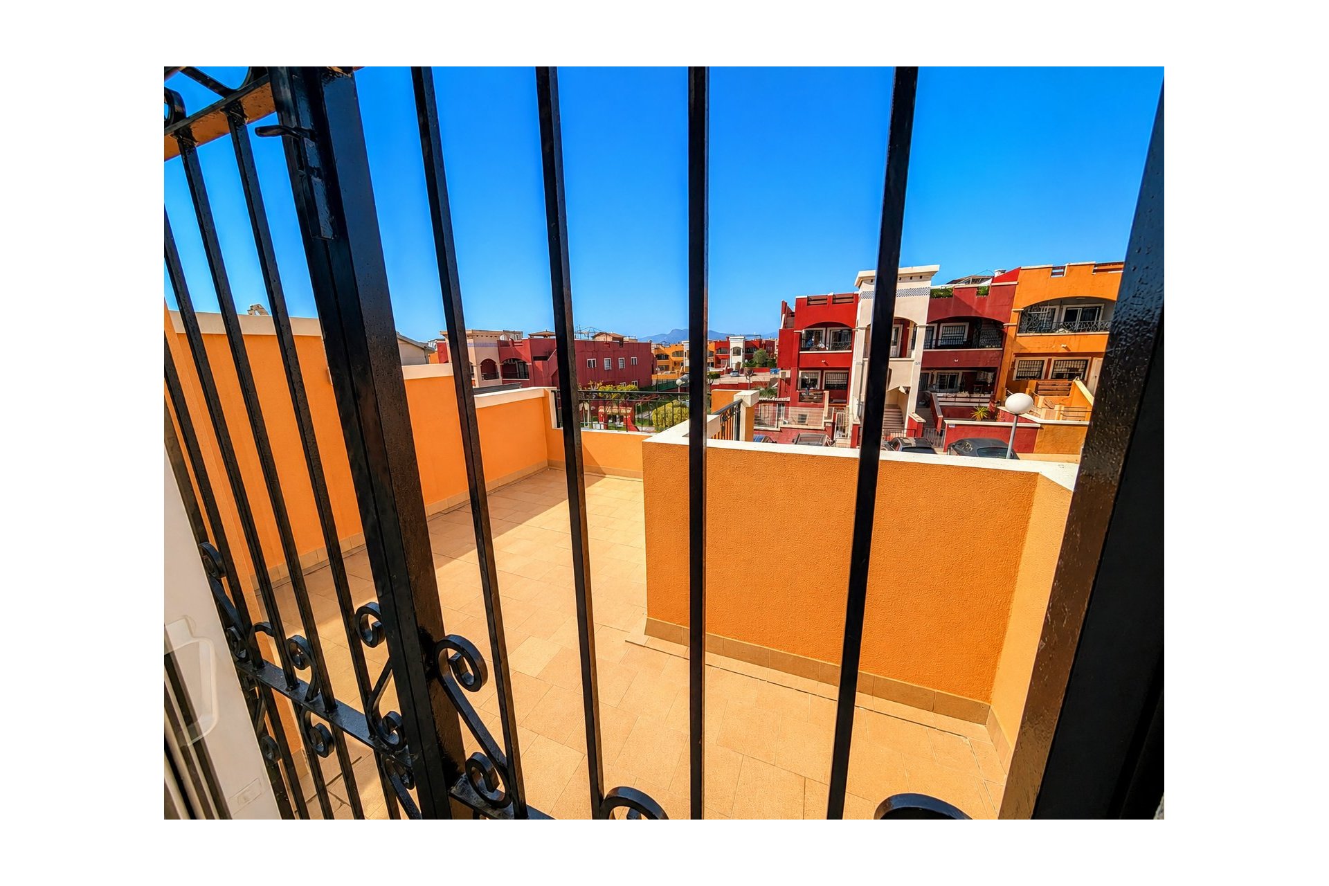 Herverkoop - Villa -
Orihuela Costa - Costa Blanca