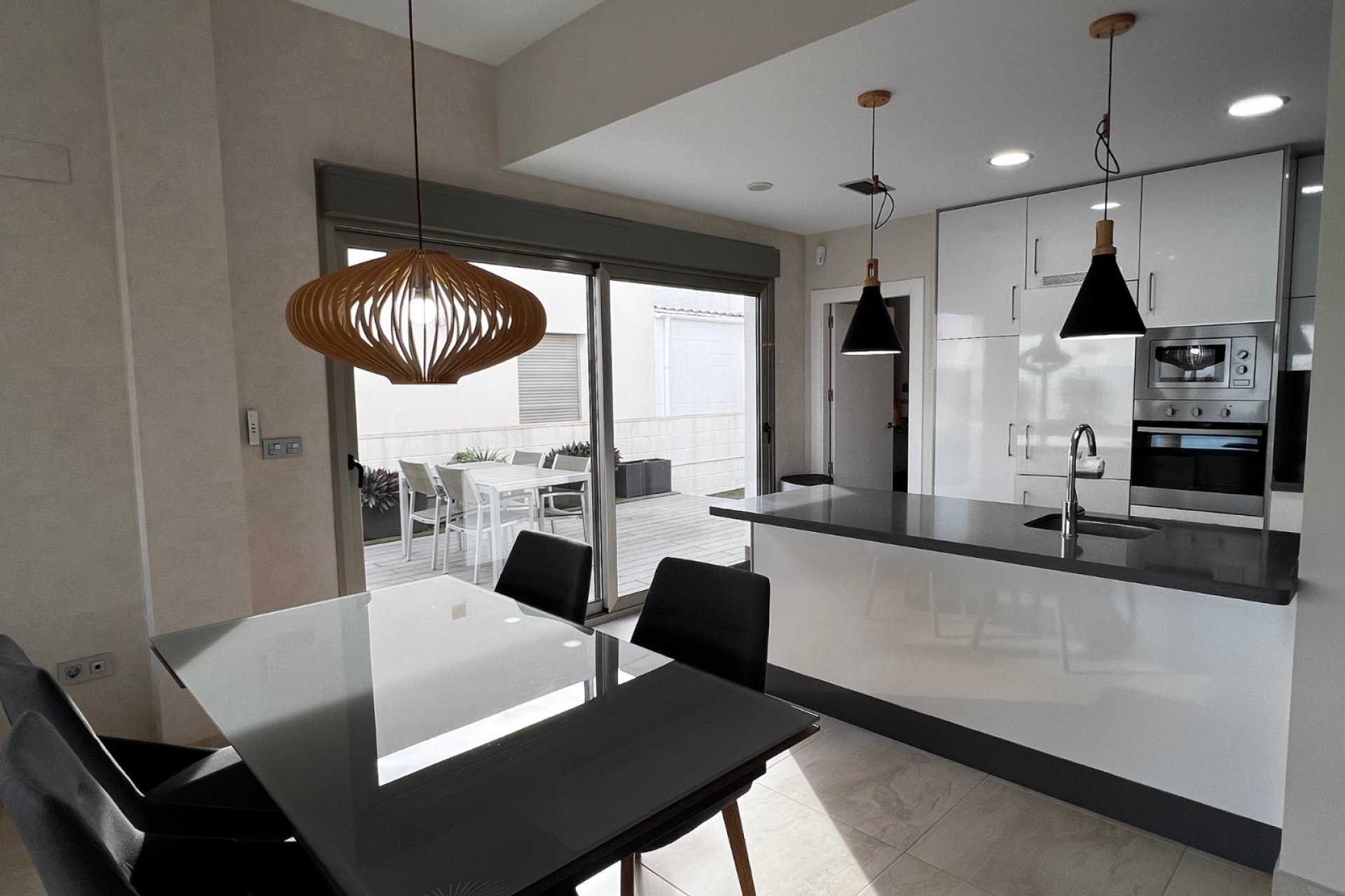 Herverkoop - Villa -
Orihuela Costa - Costa Blanca
