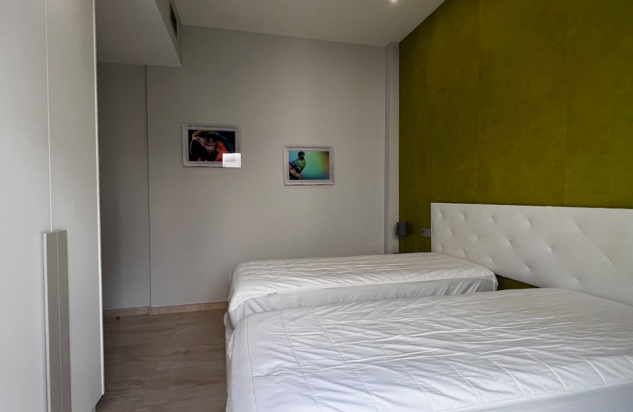 Herverkoop - Villa -
Orihuela Costa - Costa Blanca