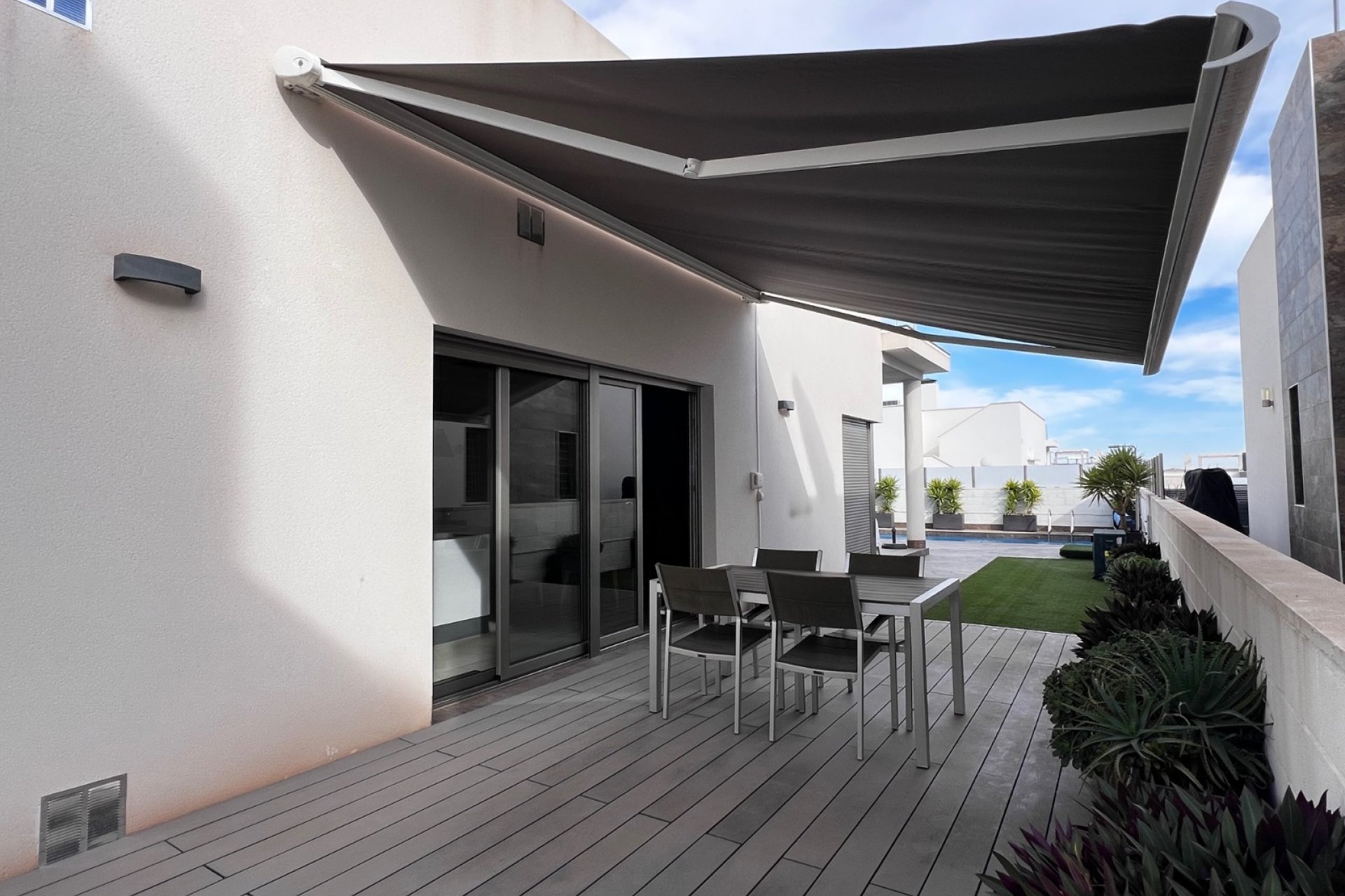 Herverkoop - Villa -
Orihuela Costa - Costa Blanca