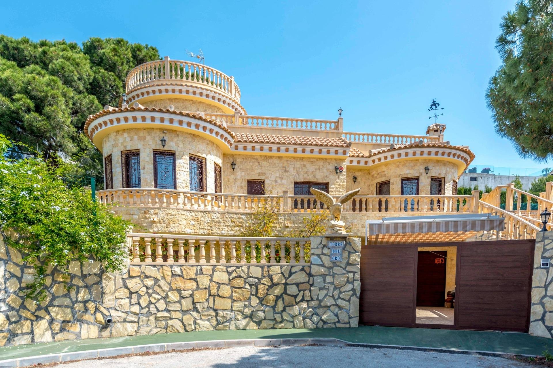 Herverkoop - Villa -
Orihuela Costa - Costa Blanca